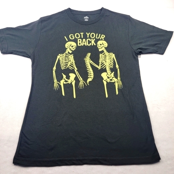 Celebrate It Other - NWT I got your back Skelleton skull funny Halloween tshirt